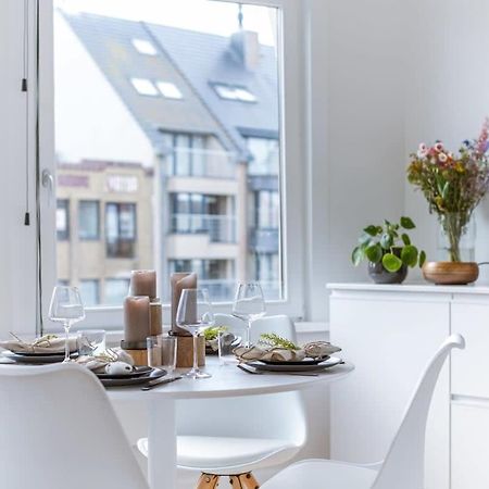 Huswell - Brand New Apartment Near The Beach Blankenberge Bagian luar foto