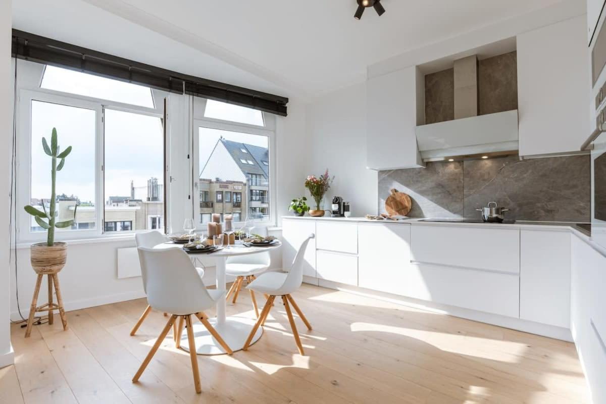 Huswell - Brand New Apartment Near The Beach Blankenberge Bagian luar foto